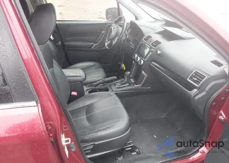 2017 Subaru Forester 2.0Xt Touring z USA, uszkodzony, nr VIN JF2SJGTC0HH447401